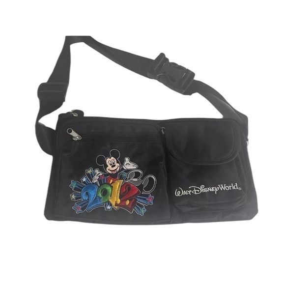 Walt Disney World-2012-Black Adjustable Fanny Pack-5 Pocket - Picture 1 of 16